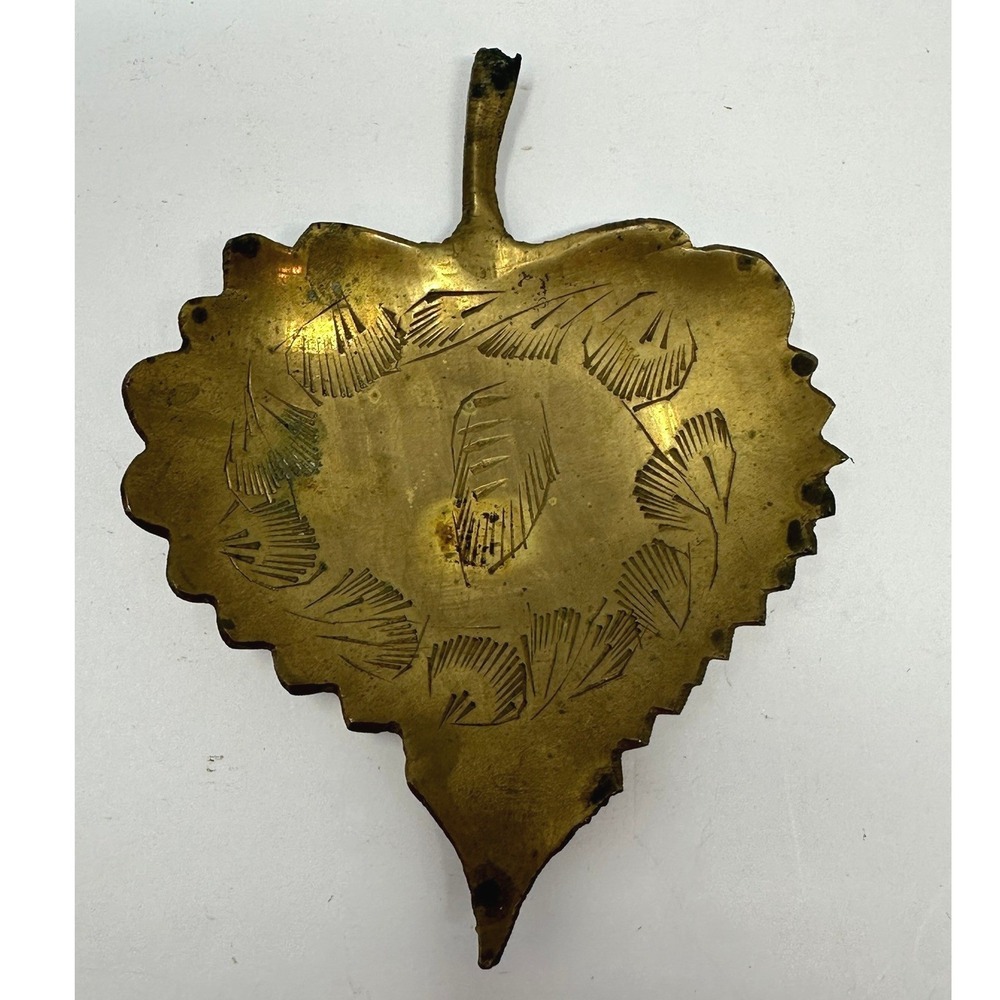 Vintage Disneyland Brass Leaf Trinket Dish Etched Souvenir Catchall Tray Gold A1